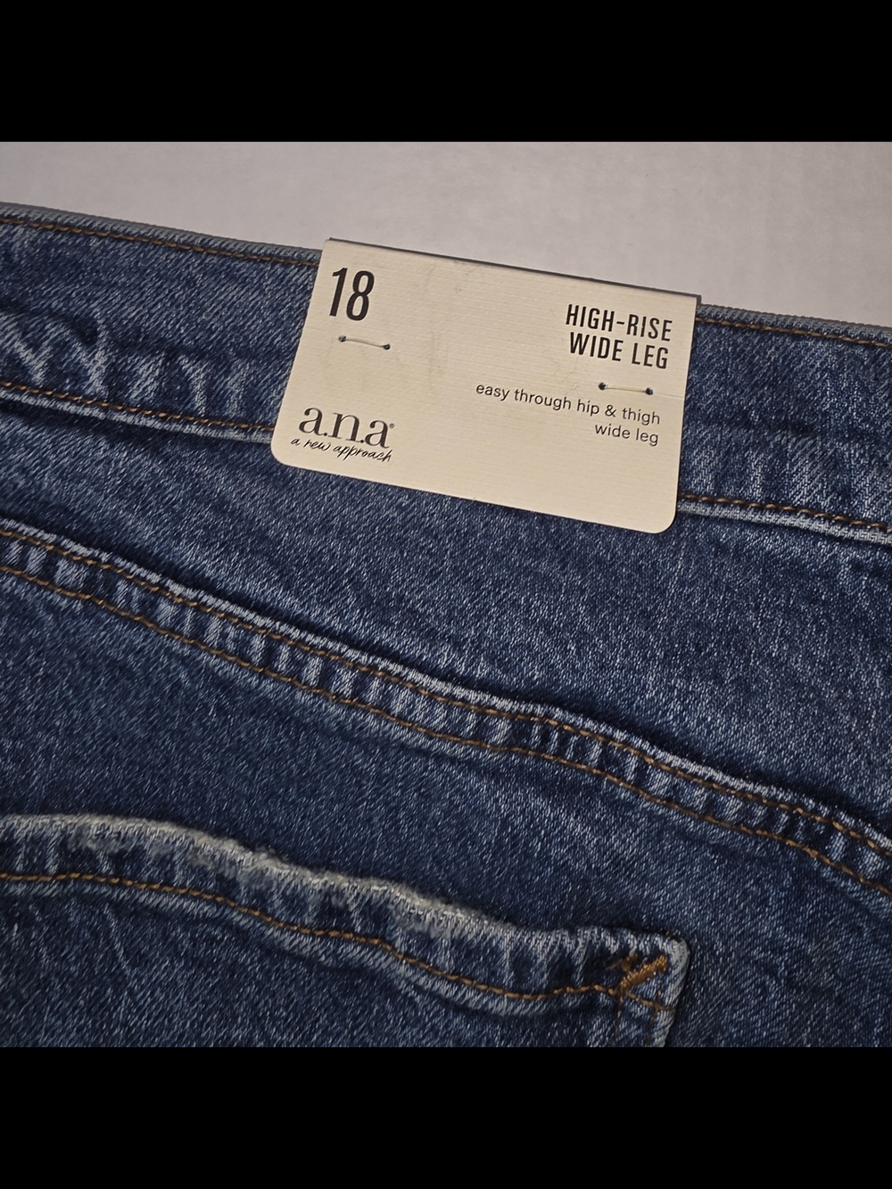 a.n.a Women's High-Rise Wide Leg Jeans - Blue Sz 18 - Picture 2 of 8
